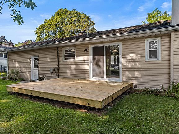 4th image of 159 Westwood Dr
