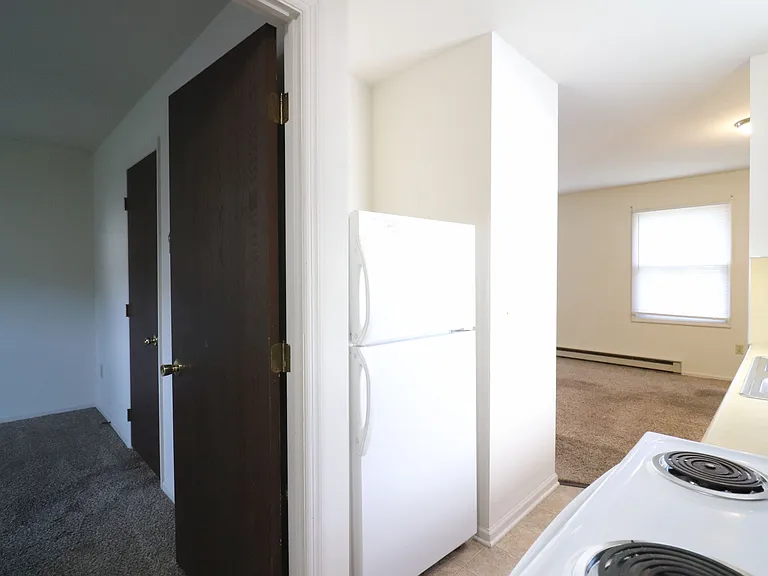 69 Akron Rd — Photo 9