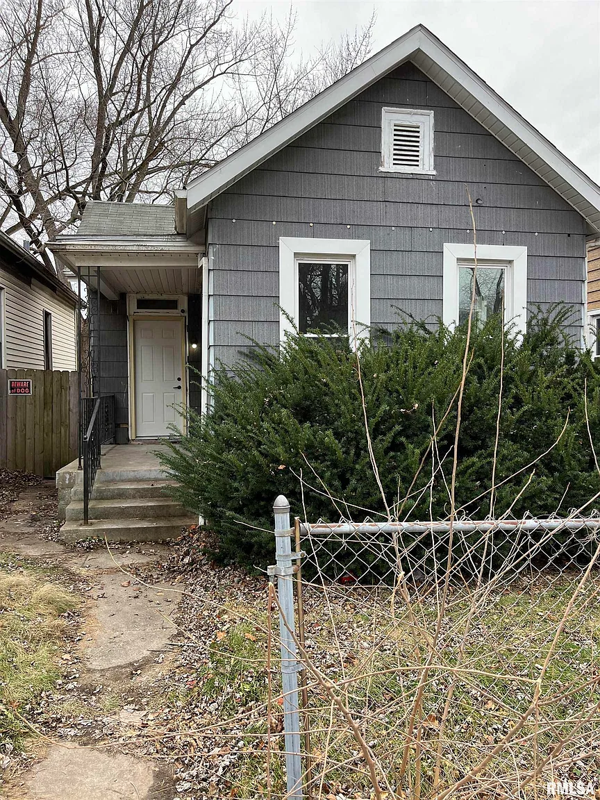 1512 W Millman St photo 1