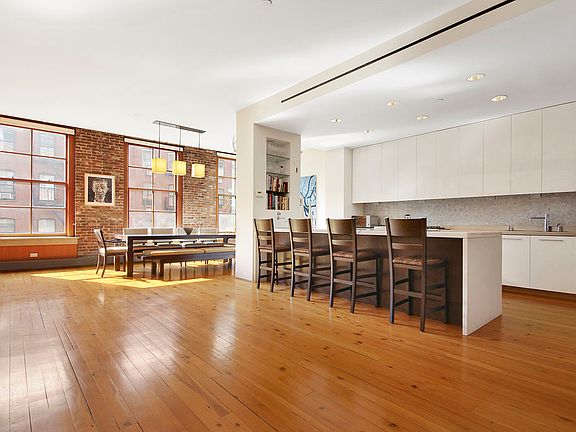 4th image of 30-36 Crosby St #4B