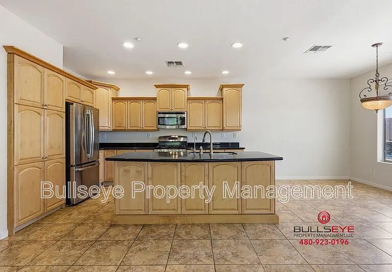 2927 W Plum Hollow Dr — Photo 3