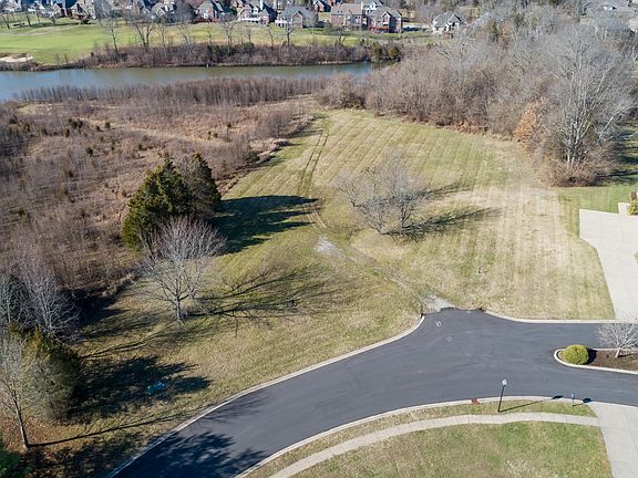 5th image of 16900 Mallet Hill Dr