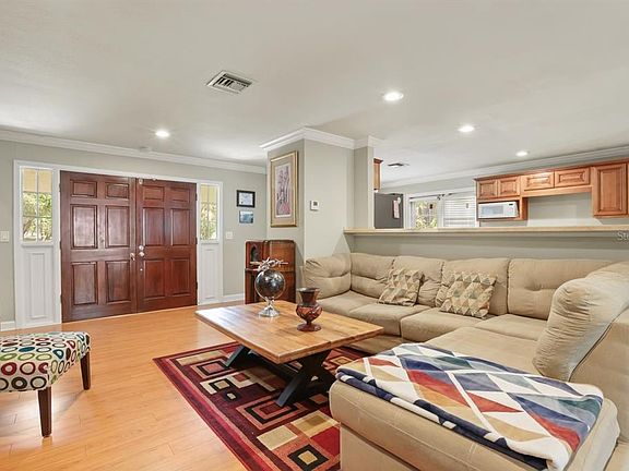 3rd image of 200 CROOKED OAK COURT