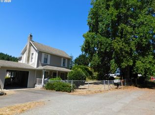 98332 Bridge Ln, Myrtle Point, OR 97458