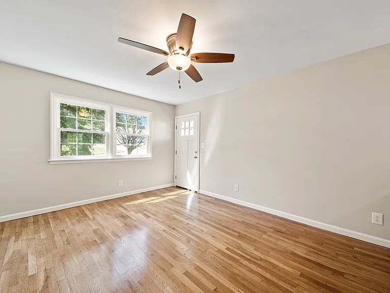 1421 Ardmore Dr #A — Photo 12