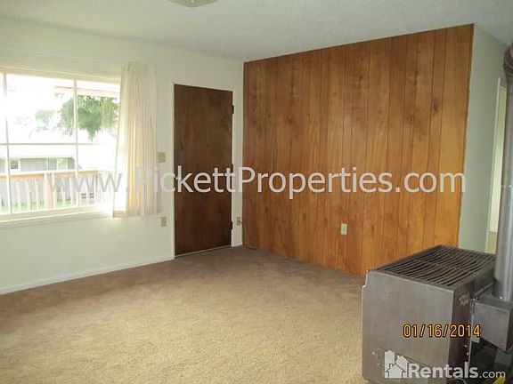 3rd image of 2722B Callahan Dr #B