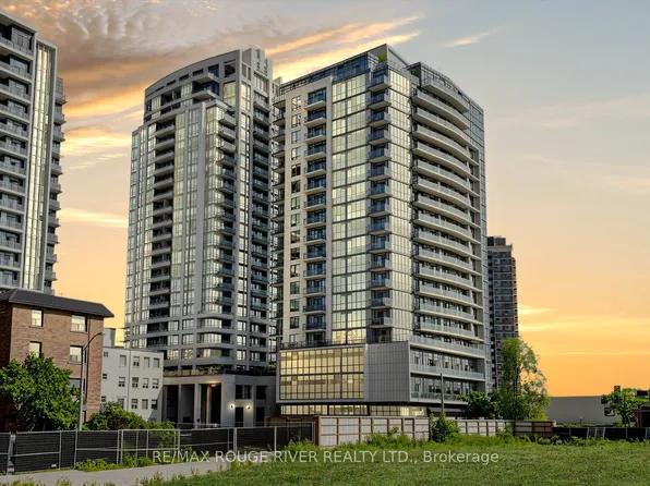 1486 Bathurst St #503, Toronto, ON M5P 0A5