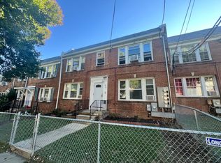 1612 17th Pl SE APT 1, Washington, DC