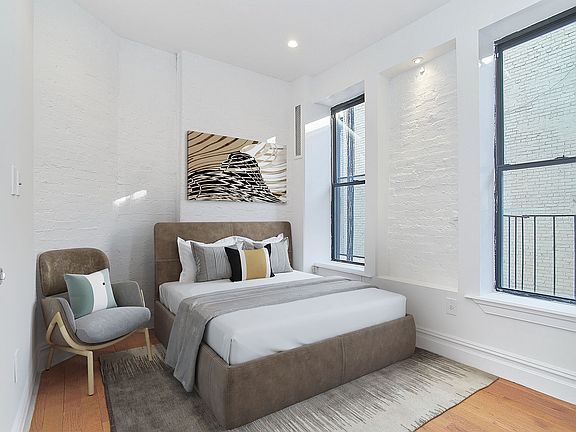 2nd image of 826 9th Ave #4NR