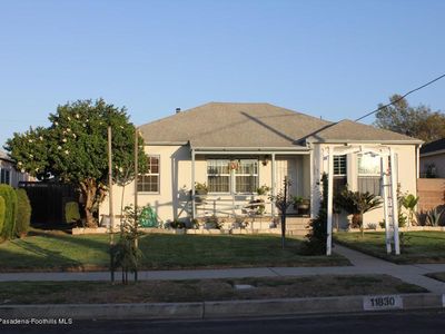 11830 Orchard Ave, Los Angeles, CA, 90044