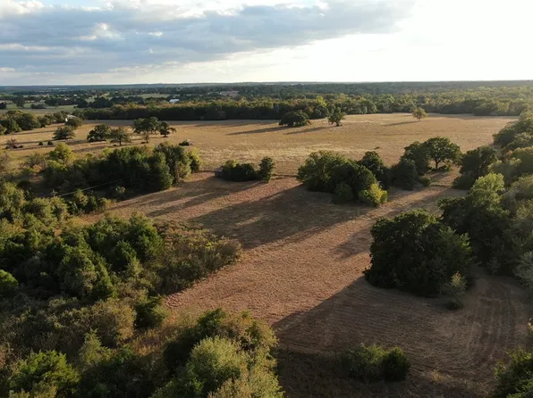 503 County Road 350, Gause, TX 77857