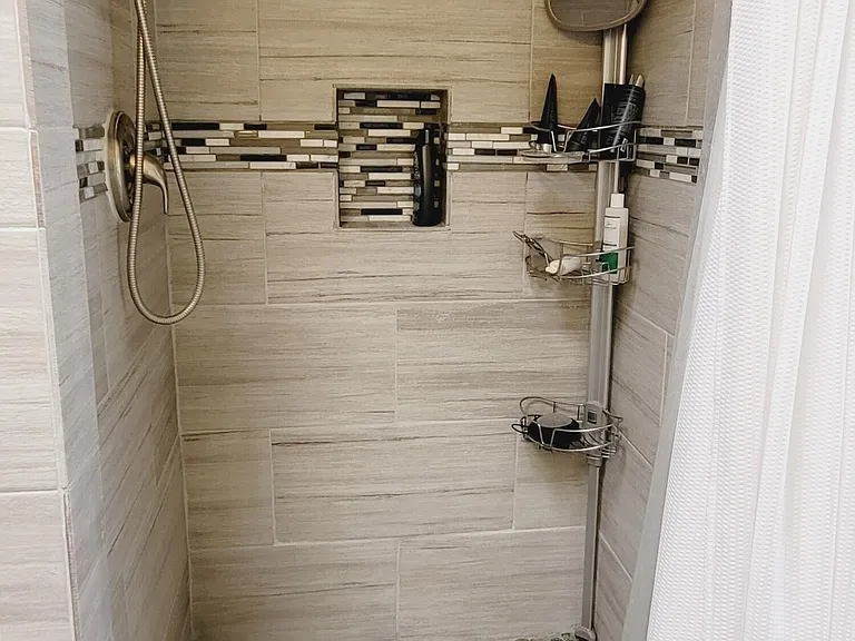 7401 Plaza Taurina Dr — Photo 18