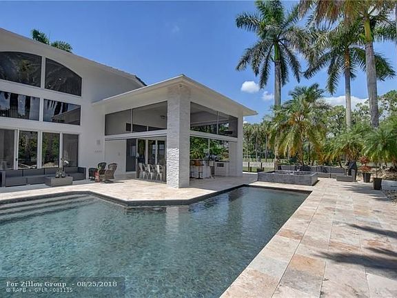 3rd image of 8649 NW 60th Ct