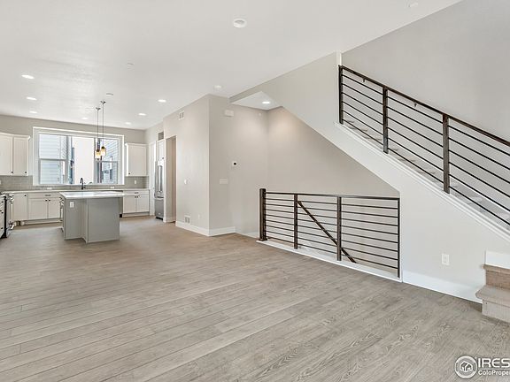 5th image of 2271 Buttercup Ct