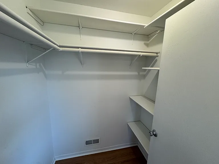425 Beechwood Dr — Photo 5