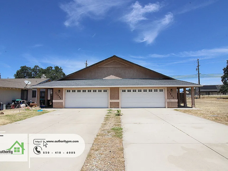21962 Klamath River Pl
