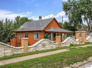 3502 W St, Omaha, NE 68107