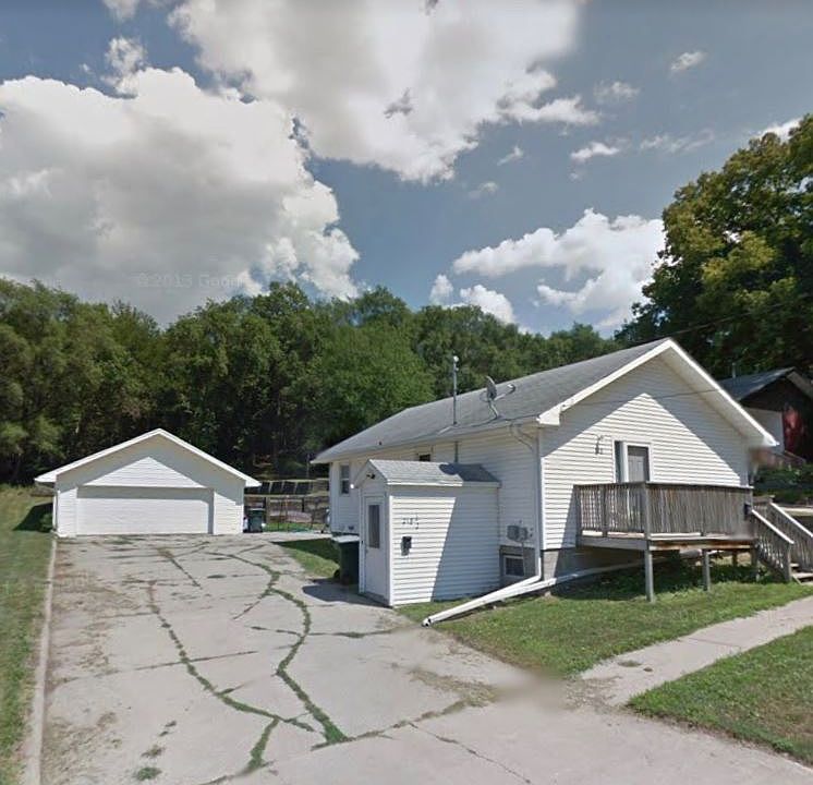 1st image of 218 Prescott St