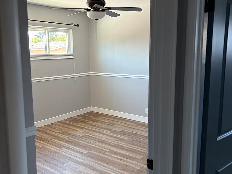 1331 Rose Ave — Photo 16