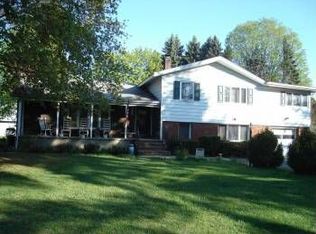 8 Meadowview Ave, Succasunna, NJ 07876