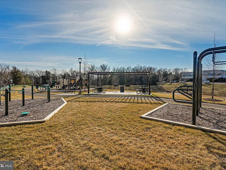 14803 Retreat Blvd — Photo 47