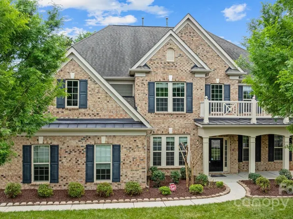 10620 Kristens Mare Dr, Charlotte, NC 28277