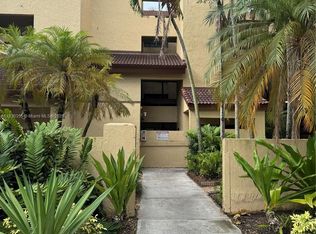 9285 SW 125th Ave APT 406, Miami, FL 33186