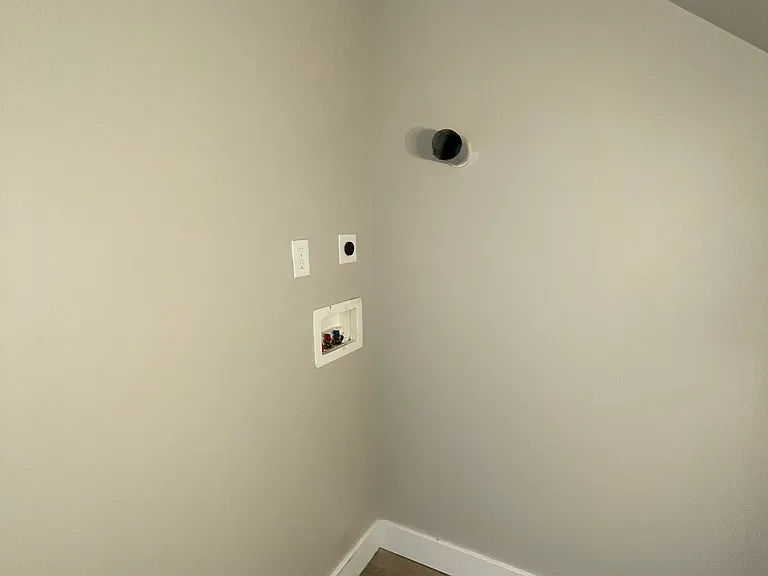 920 3rd Ave #2 — Photo 8