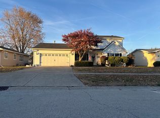 435 Teal Dr, Chatham, IL 62629