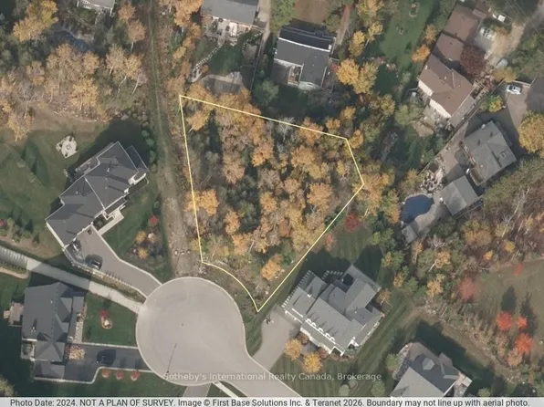 152 Timber Ln, The Blue Mountains, ON N0H 2P0