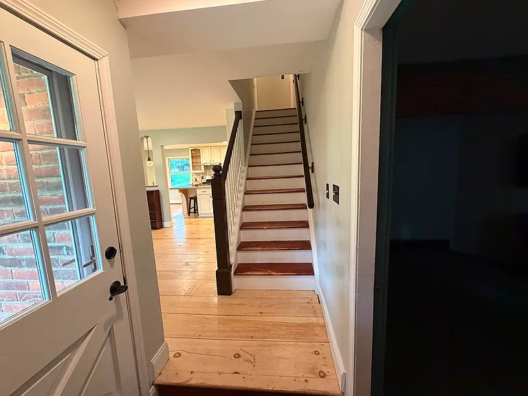 8274 Ellis Rd — Photo 5