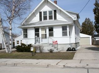 2506 15th St, Two Rivers, WI 54241