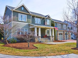 873 N Harrison St, Arlington, VA 22205