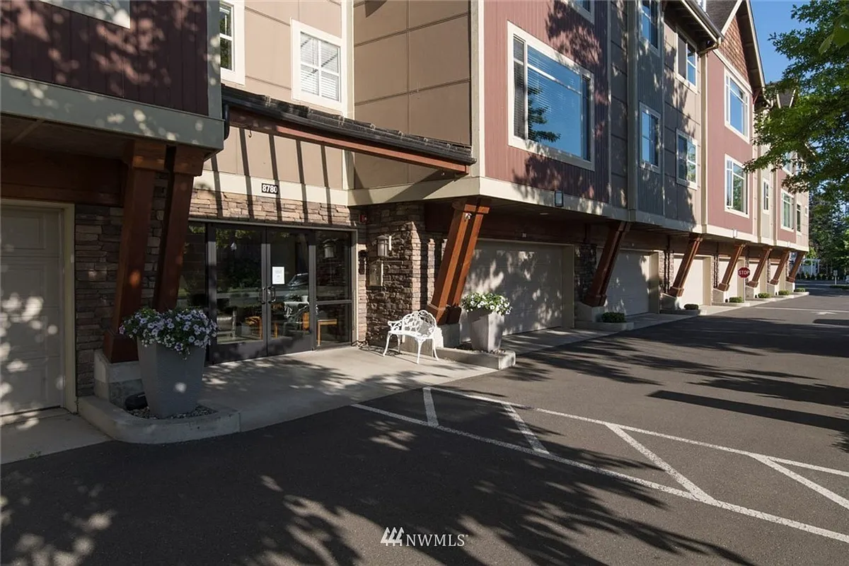 Building Photo - 8780 Depot Rd