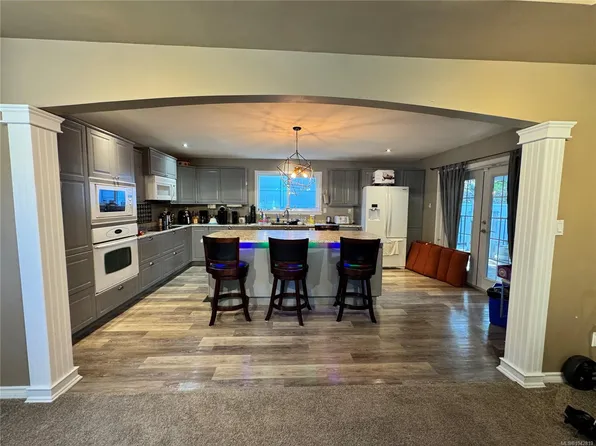 611 Nimpkish Dr, Gold River, BC V0P 1G0