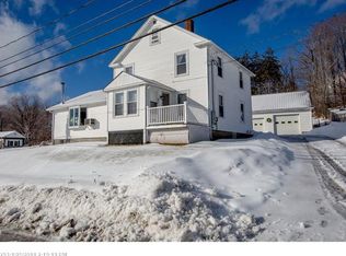 91 Morton St, Winthrop, ME 04364