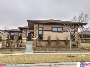 328 Bushclover Rd, Lincoln, NE 68521