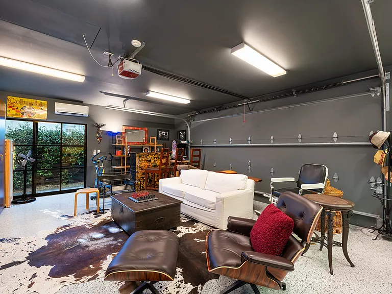 1811 Hillview Pl — Photo 40
