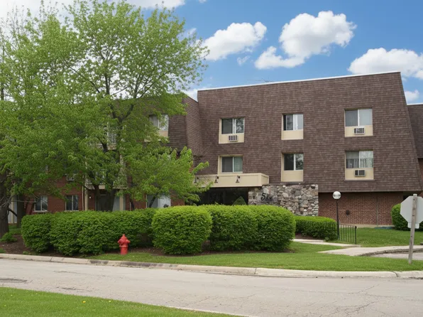 6 Villa Verde Dr Unit 103, Buffalo Grove, IL 60089