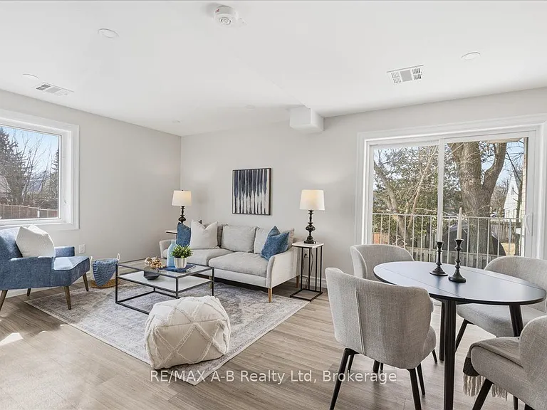 100 Gordon St #103 — Photo 13