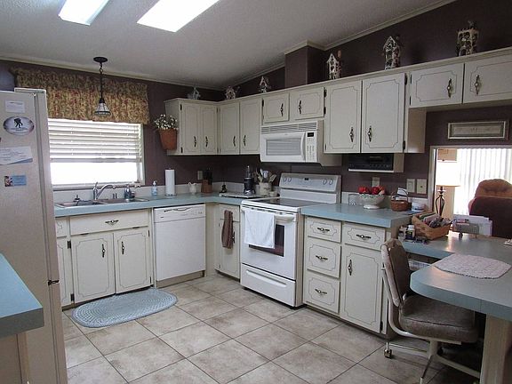 4th image of 336 Tower St