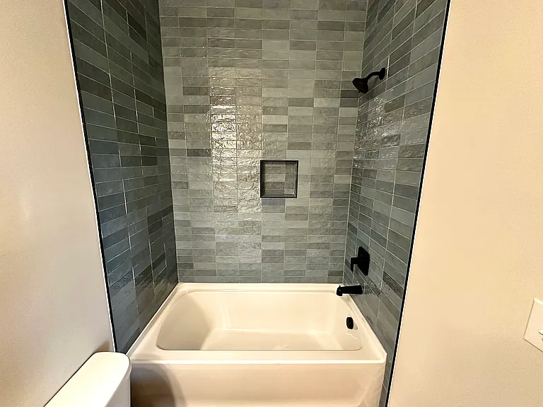 525 N Linwood Ave — Photo 28