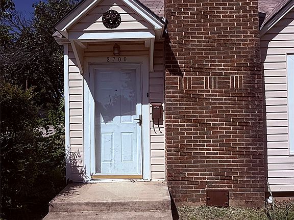 3rd image of 2700 Elizabeth Dr