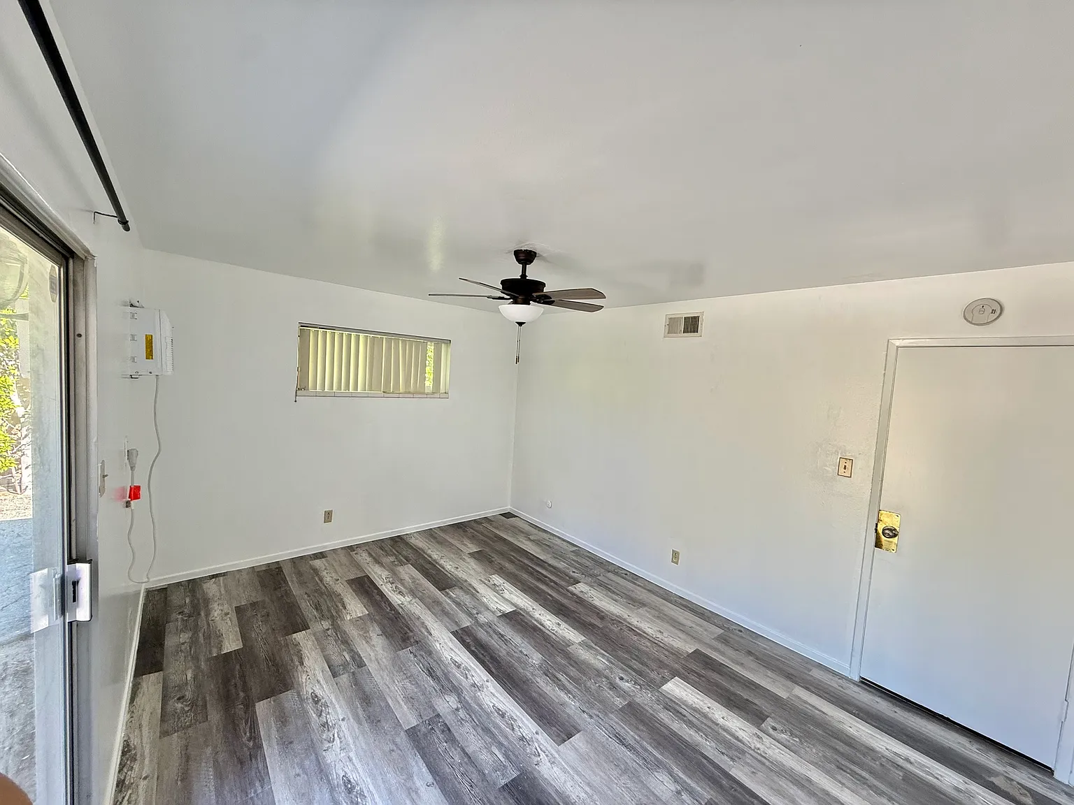 2675 Luray Cir — Photo 3