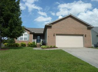 108 Erica Dr, Archdale, NC 27263