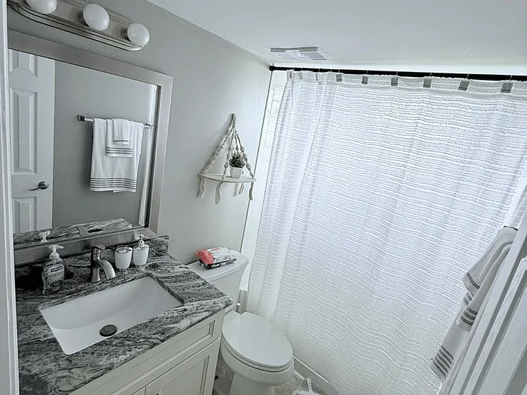 1566 SE Royal Green Cir #V203 — Photo 14