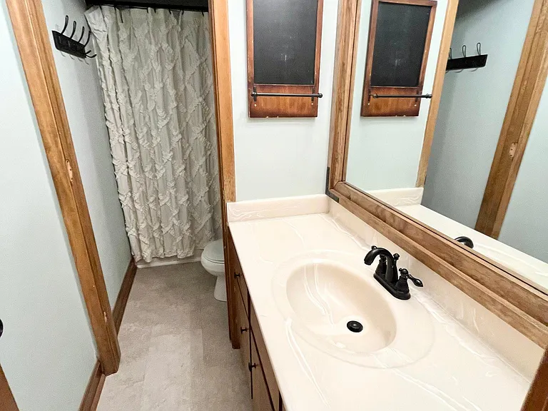 6762 Western Ave — Photo 11