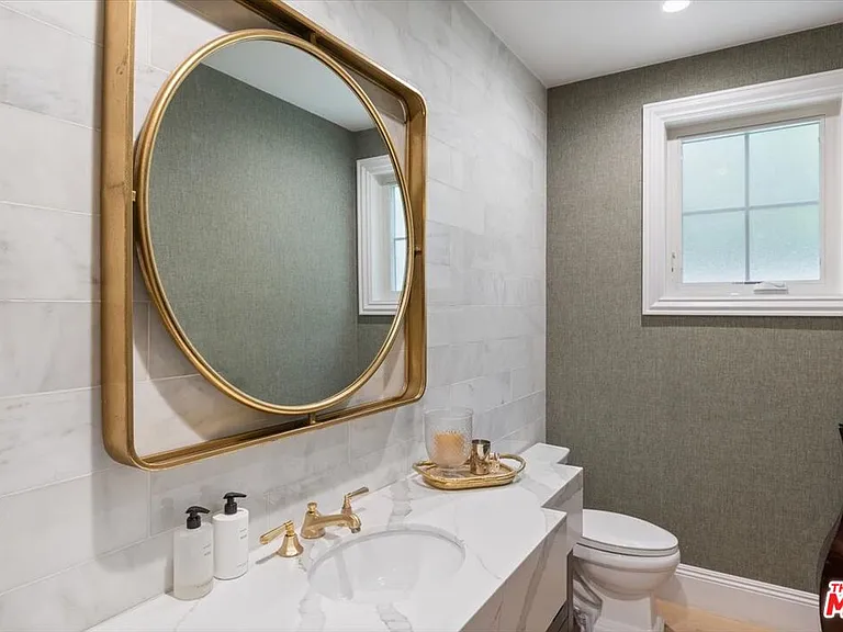 4225 Alcove Ave — Photo 13