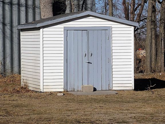 2nd image of 518 Prospect St