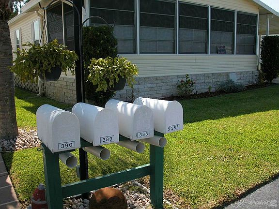 Easy Access to Mailboxes